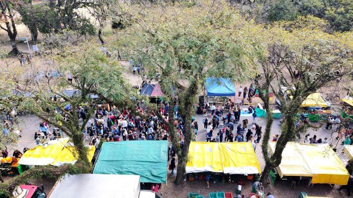 Feira Ecológica do Bom Fim Pessoas na Feira Ecológica do Bom Fim