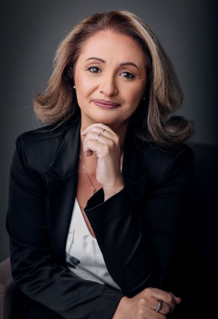 Antônia Gonçalves Mulher sorrindo