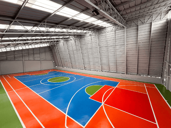 Fundação Marcopolo promove eventos para uma cidade mais criativa e mais justa Quadra de ginásio